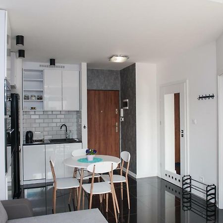 Apartament Winogrady Hawelanska Poznan Ngoại thất bức ảnh