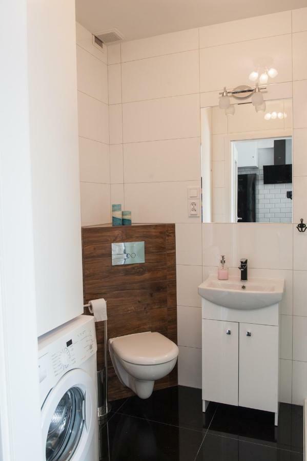 Apartament Winogrady Hawelanska Poznan Ngoại thất bức ảnh